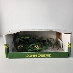 1/16 SpecCast John Deere Lindeman Crawler with Cultivator Diecast NIB Green